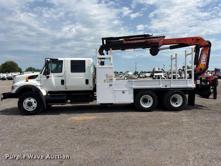 image for item EG9196 2009 International 7500 Crew Cab crane truck