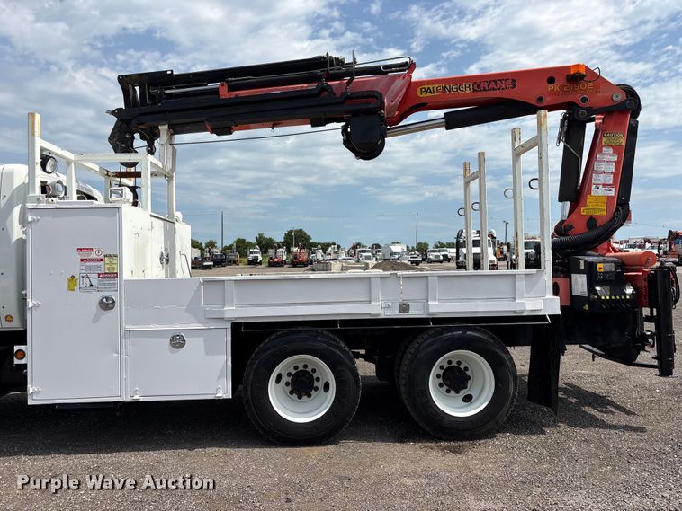 image for item EG9196 2009 International 7500 Crew Cab crane truck