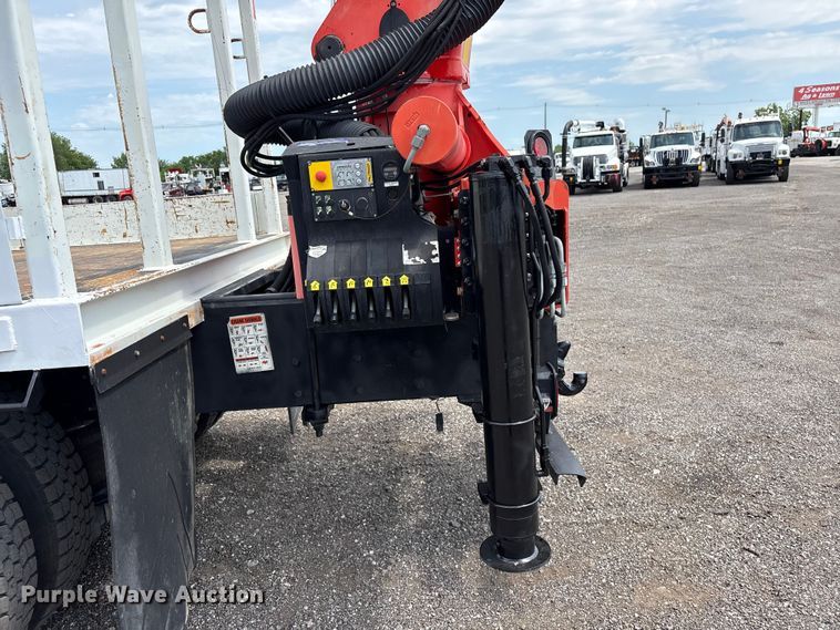image for item EG9196 2009 International 7500 Crew Cab crane truck