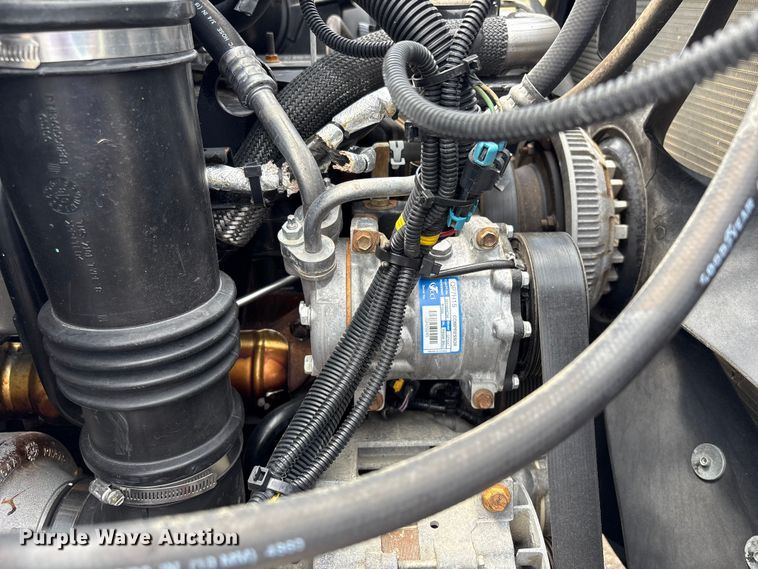image for item EG9196 2009 International 7500 Crew Cab crane truck