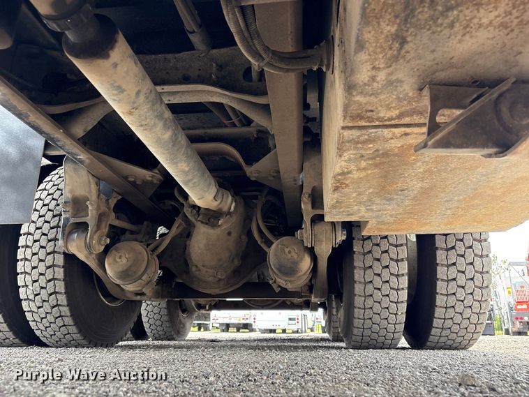 image for item EG9196 2009 International 7500 Crew Cab crane truck