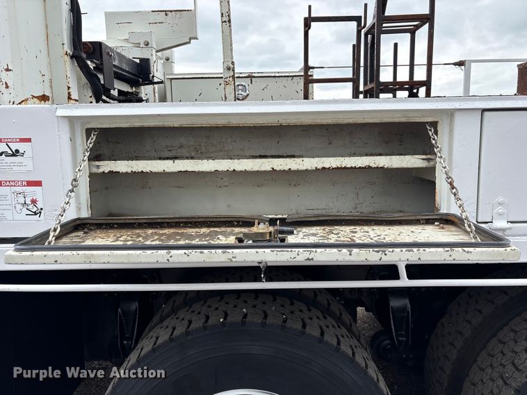 image for item EG9198 2010 Freightliner Business Class M2 Ext. Cab crane truck