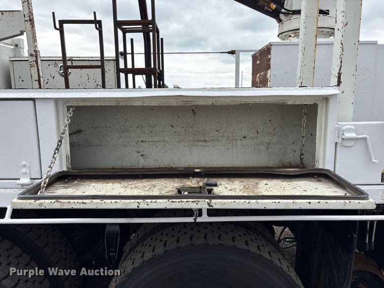 image for item EG9198 2010 Freightliner Business Class M2 Ext. Cab crane truck