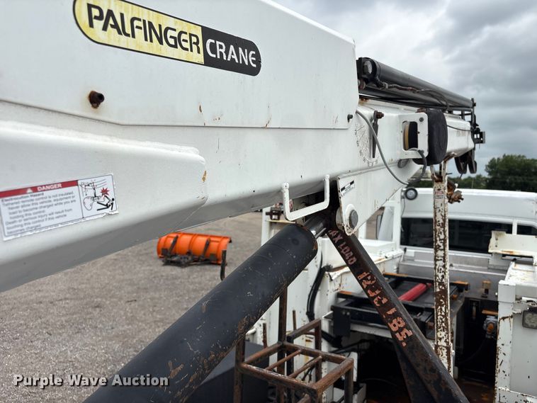 image for item EG9198 2010 Freightliner Business Class M2 Ext. Cab crane truck