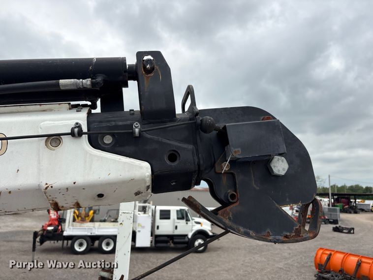 image for item EG9198 2010 Freightliner Business Class M2 Ext. Cab crane truck