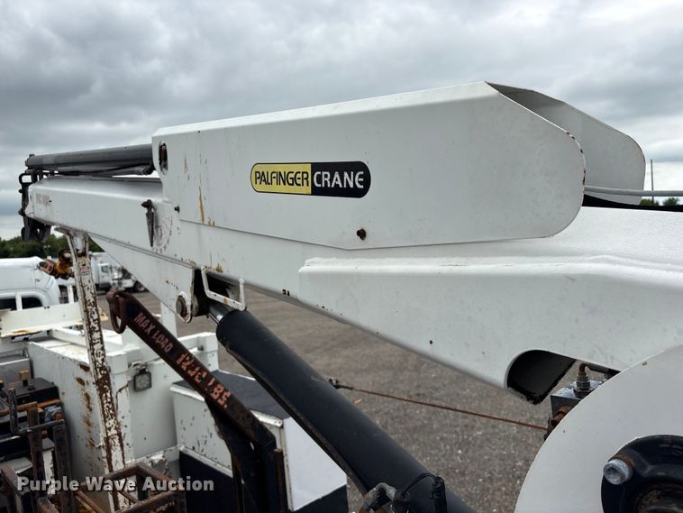 image for item EG9198 2010 Freightliner Business Class M2 Ext. Cab crane truck