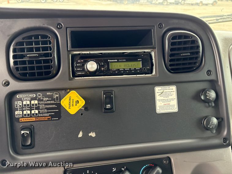 image for item EG9198 2010 Freightliner Business Class M2 Ext. Cab crane truck
