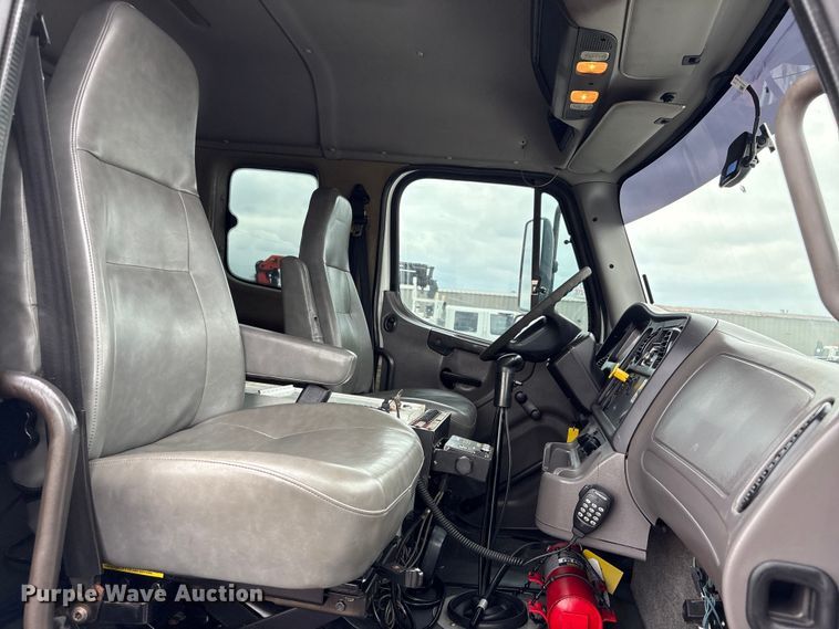 image for item EG9198 2010 Freightliner Business Class M2 Ext. Cab crane truck