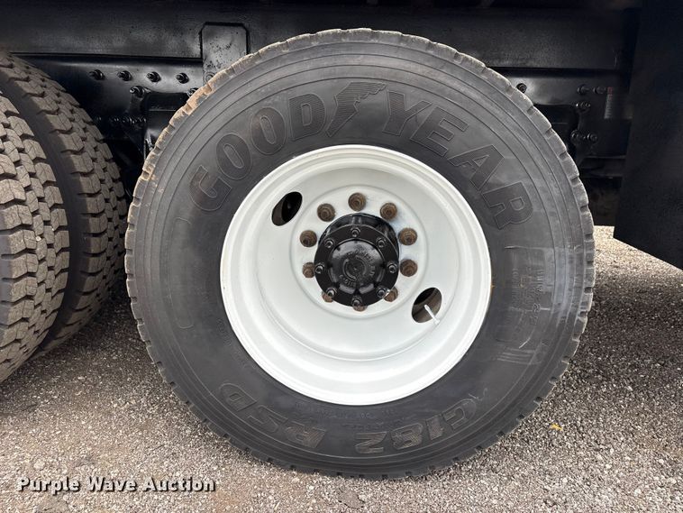 image for item EG9198 2010 Freightliner Business Class M2 Ext. Cab crane truck