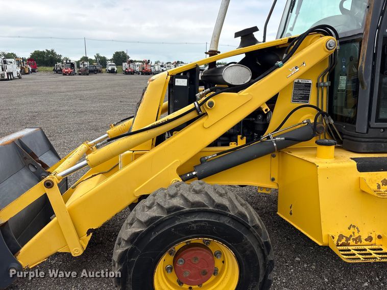 image for item EG9202 2002 New Holland LB75B backhoe