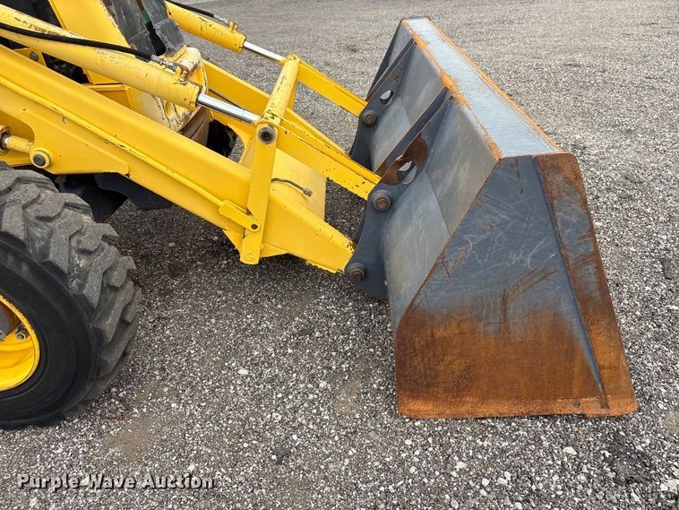 image for item EG9202 2002 New Holland LB75B backhoe