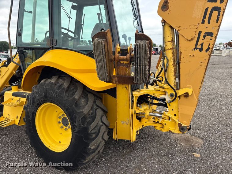 image for item EG9202 2002 New Holland LB75B backhoe