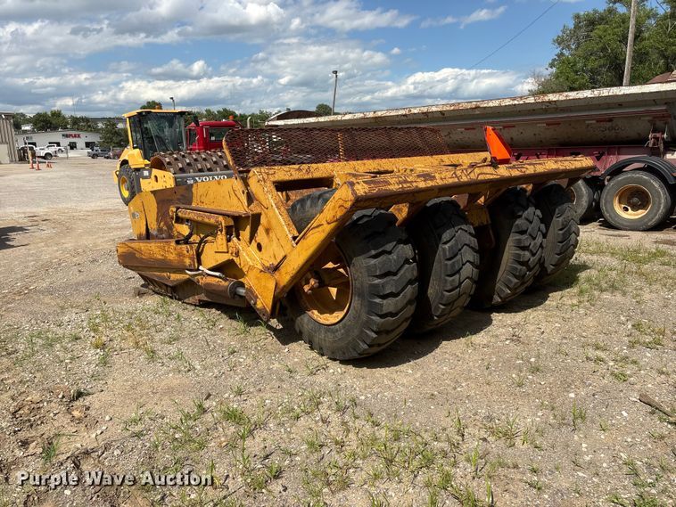 image for item EI5894 1999 Reynolds 14C scraper