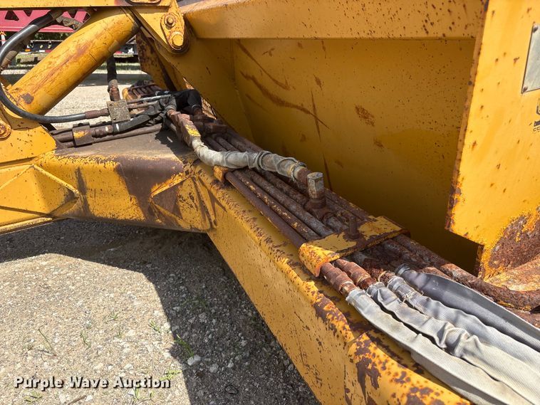 image for item EI5894 1999 Reynolds 14C scraper
