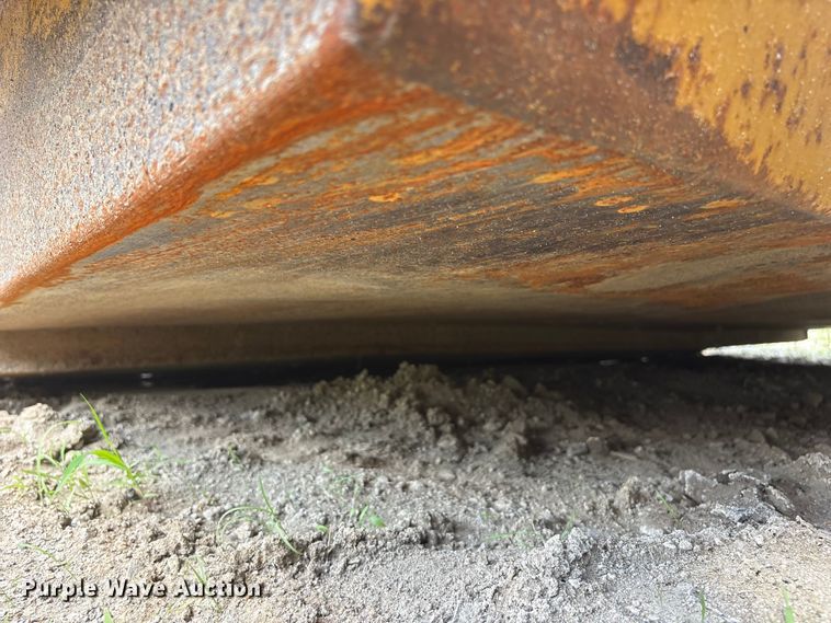 image for item EI5894 1999 Reynolds 14C scraper
