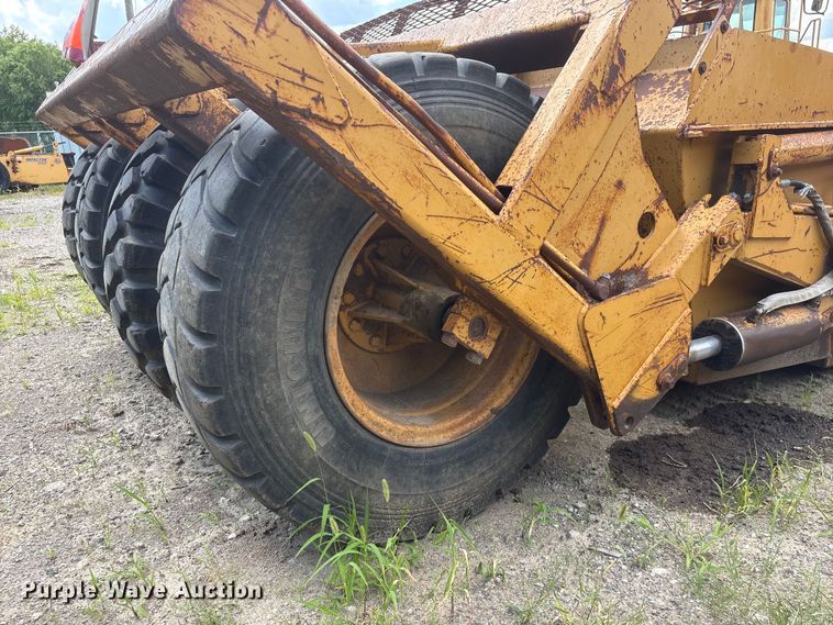 image for item EI5894 1999 Reynolds 14C scraper