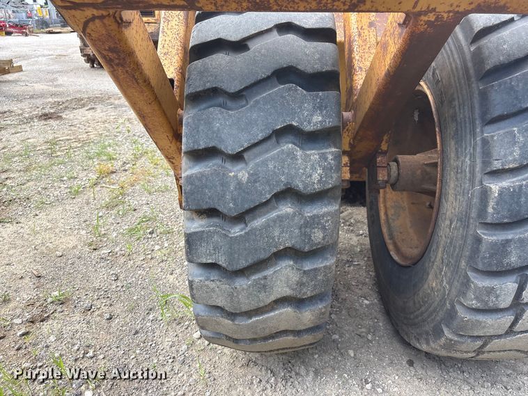 image for item EI5894 1999 Reynolds 14C scraper