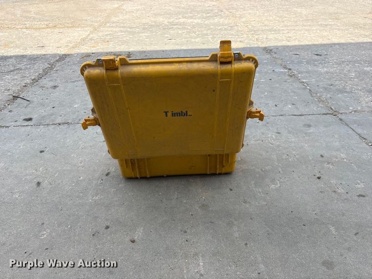 image for item EI5896 Trimble GPS base station