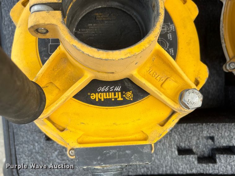 image for item EI5897 Trimble GCS900 dozer grade control system