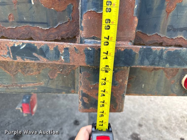 image for item EN0425 2000 Sterling LT7501 grapple truck