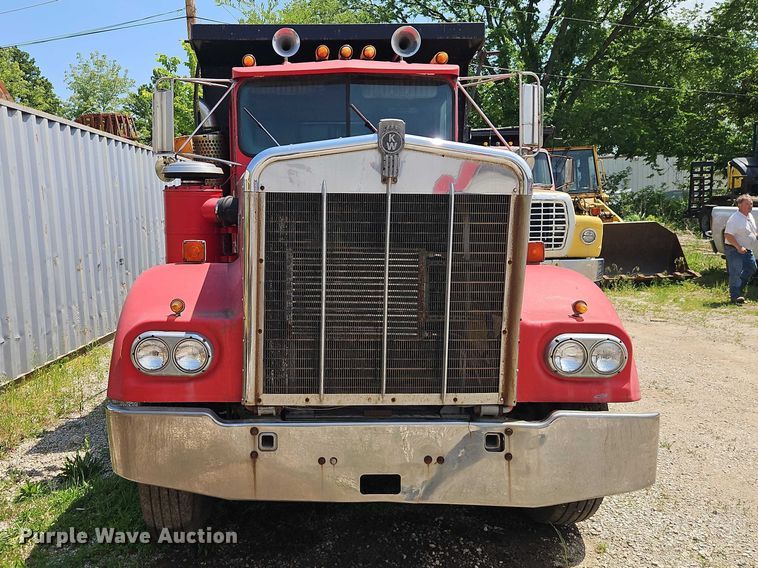 image for item EO7358 1979 Kenworth W900 dump truck
