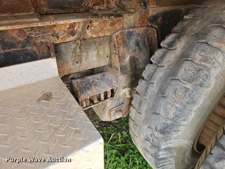 image for item EO7358 1979 Kenworth W900 dump truck