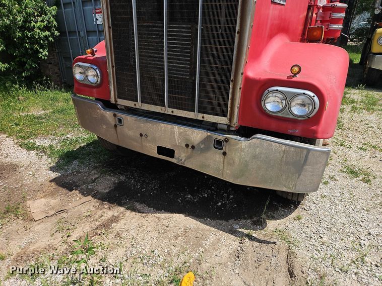 image for item EO7358 1979 Kenworth W900 dump truck