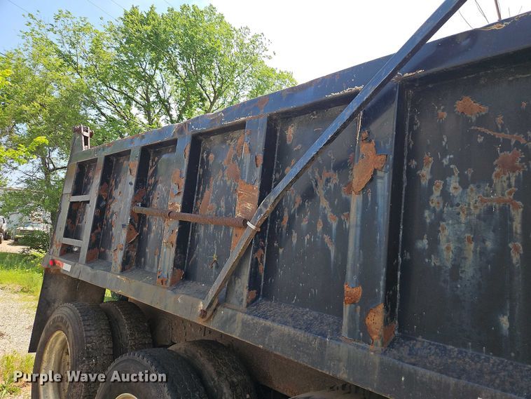 image for item EO7358 1979 Kenworth W900 dump truck