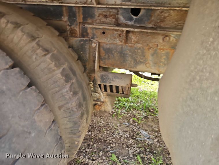 image for item EO7358 1979 Kenworth W900 dump truck