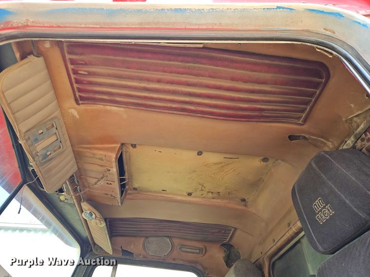 image for item EO7358 1979 Kenworth W900 dump truck