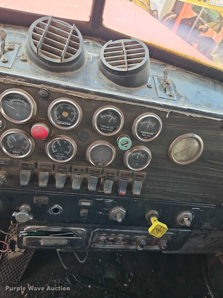 image for item EO7358 1979 Kenworth W900 dump truck