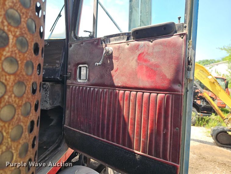 image for item EO7358 1979 Kenworth W900 dump truck
