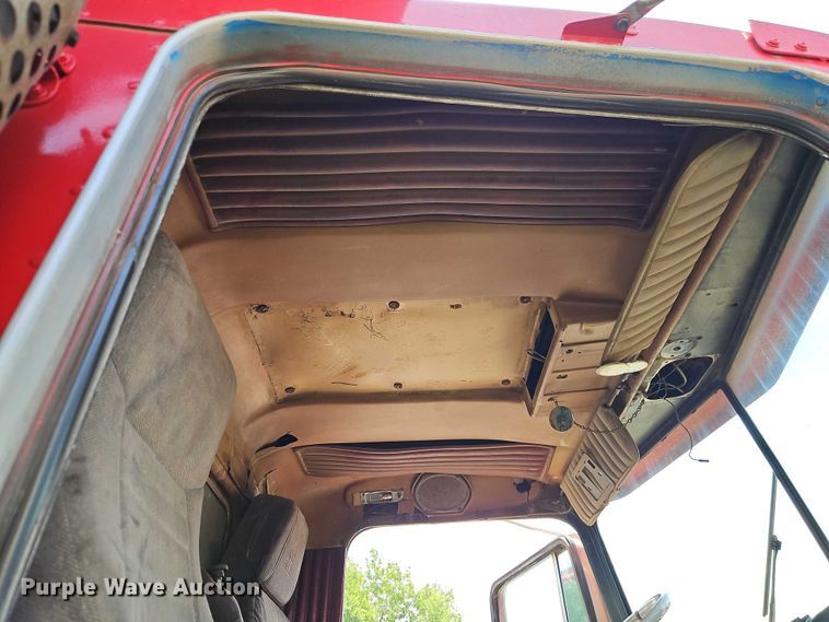 image for item EO7358 1979 Kenworth W900 dump truck