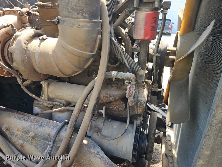 image for item EO7358 1979 Kenworth W900 dump truck