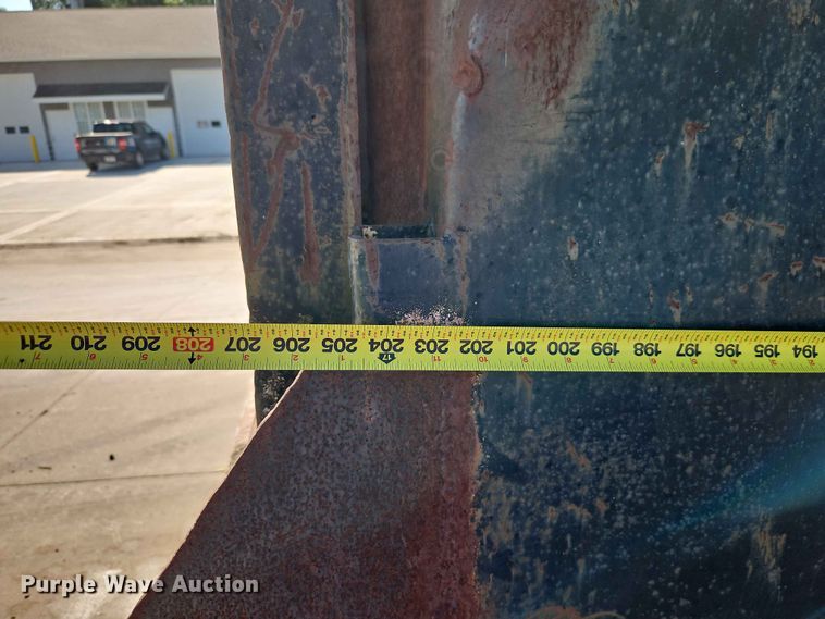 image for item EO7433 1987 Freightliner FLC dump truck