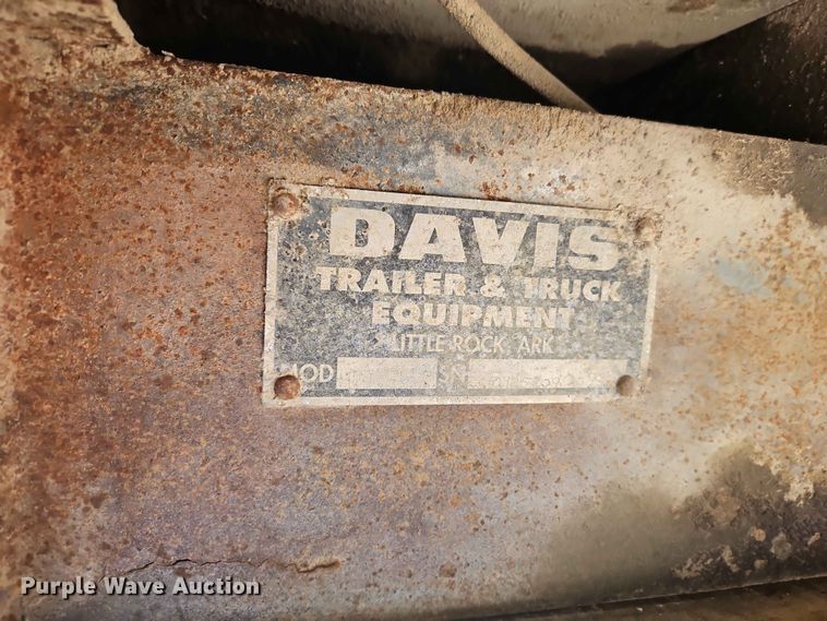 image for item EO7433 1987 Freightliner FLC dump truck