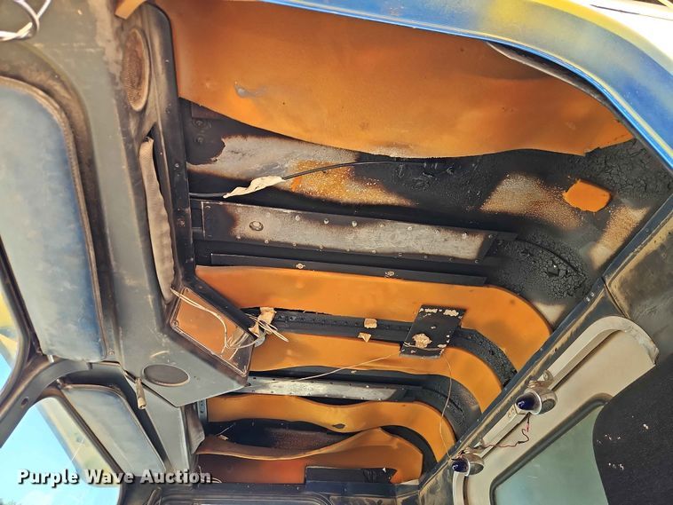image for item EO7433 1987 Freightliner FLC dump truck