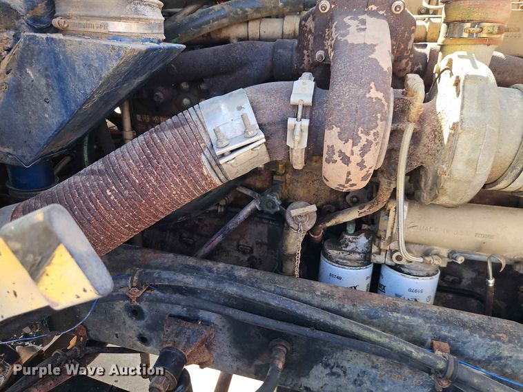 image for item EO7433 1987 Freightliner FLC dump truck