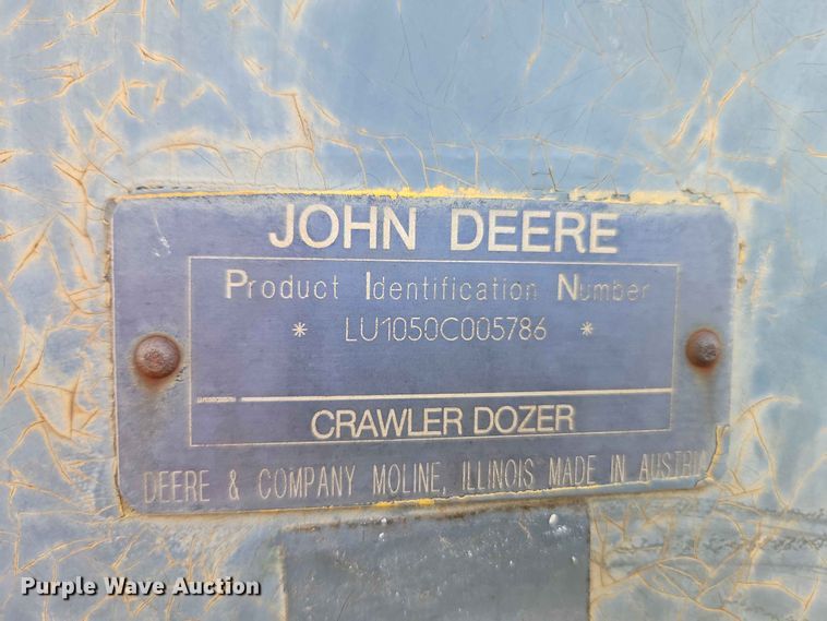 image for item EO7440 2002 John Deere 1050C dozer