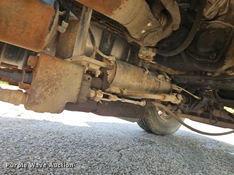 image for item EO7441 1986 Autocar DK semi truck