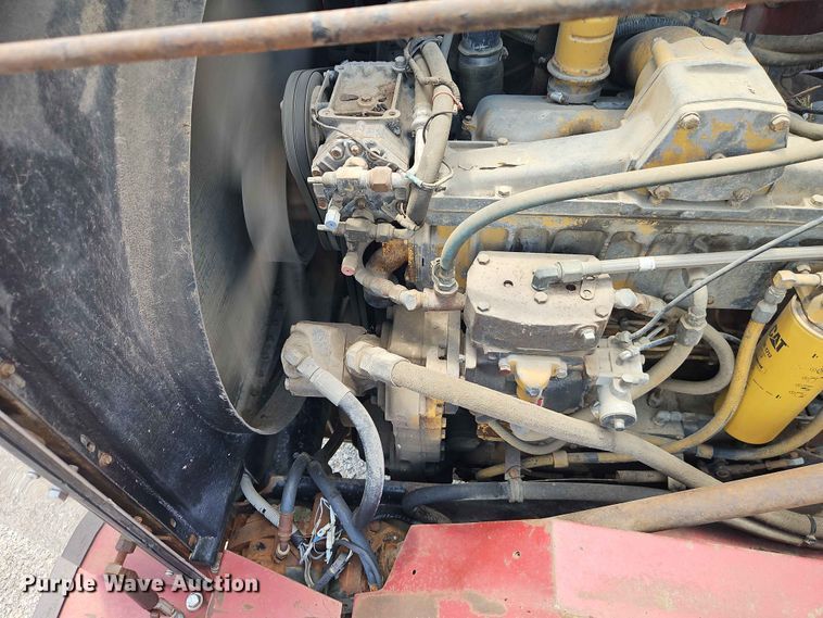 image for item EO7441 1986 Autocar DK semi truck