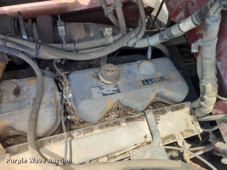 image for item EO7441 1986 Autocar DK semi truck