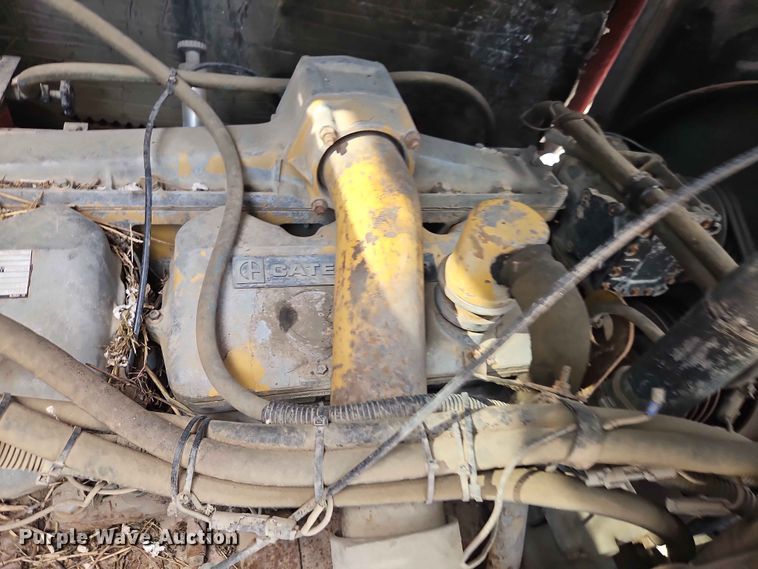image for item EO7441 1986 Autocar DK semi truck