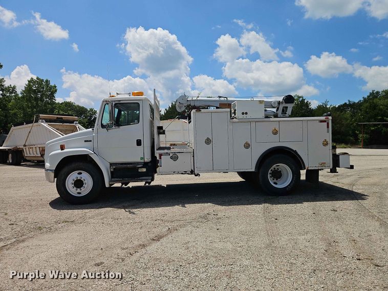 image for item EO7442 1996 Freightliner FL70 utility / service truck