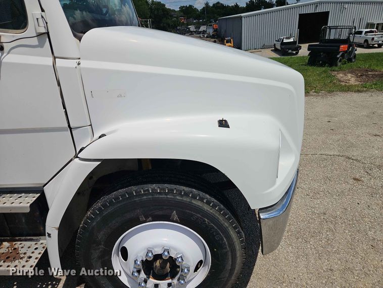 image for item EO7442 1996 Freightliner FL70 utility / service truck
