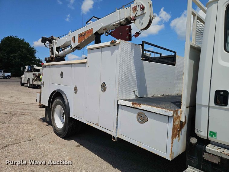 image for item EO7442 1996 Freightliner FL70 utility / service truck