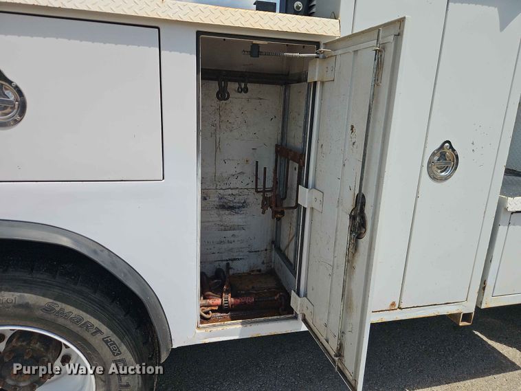 image for item EO7442 1996 Freightliner FL70 utility / service truck