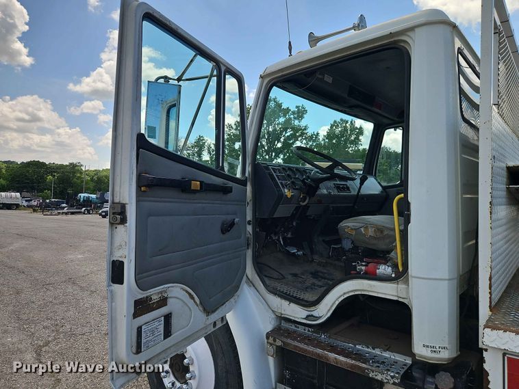 image for item EO7442 1996 Freightliner FL70 utility / service truck