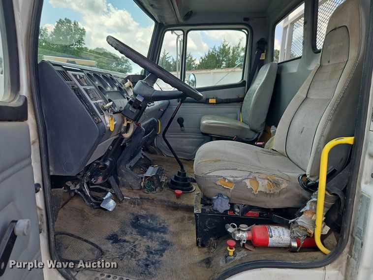 image for item EO7442 1996 Freightliner FL70 utility / service truck