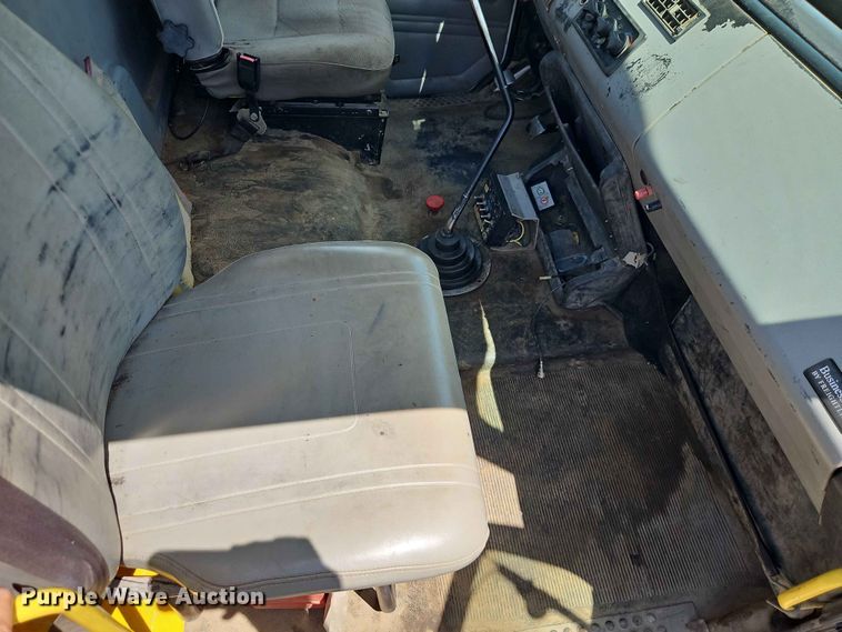 image for item EO7442 1996 Freightliner FL70 utility / service truck